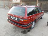 Volkswagen Passat 1993 годаfor2 100 000 тг. в Тараз – фото 4