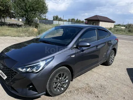 Hyundai Accent 2022 года за 7 000 000 тг. в Жезказган – фото 3