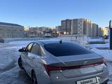 Hyundai Elantra 2022 года за 10 500 000 тг. в Астана – фото 4