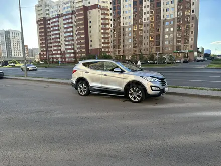 Hyundai Santa Fe 2014 года за 10 000 000 тг. в Астана – фото 8