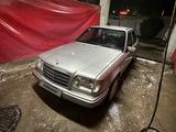 Mercedes-Benz E 200 1994 года за 3 500 000 тг. в Алматы – фото 2
