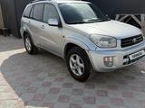 Toyota RAV4 2001 годаүшін3 200 000 тг. в Актау