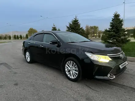 Toyota Camry 2015 года за 11 500 000 тг. в Тараз