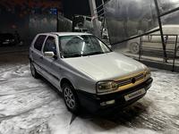 Volkswagen Golf 1994 годаүшін1 300 000 тг. в Алматы