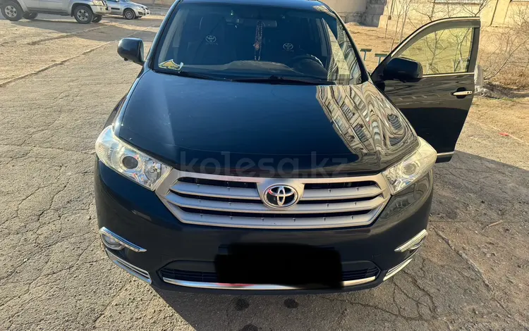 Toyota Highlander 2012 года за 15 100 000 тг. в Актау