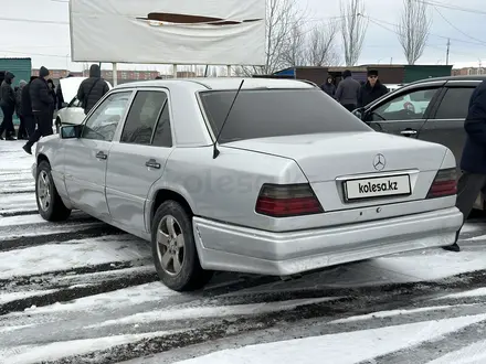 Mercedes-Benz E 280 1994 года за 1 450 000 тг. в Кызылорда – фото 3