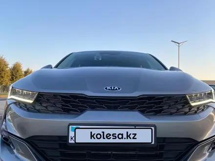 Kia K5 2021 года за 13 300 000 тг. в Алматы – фото 20