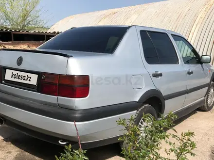 Volkswagen Vento 1995 года за 1 500 000 тг. в Алматы – фото 9