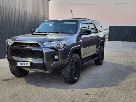 Toyota 4Runner 2016 года за 15 000 000 тг. в Актау