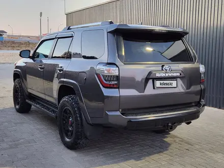 Toyota 4Runner 2016 года за 15 000 000 тг. в Актау – фото 4