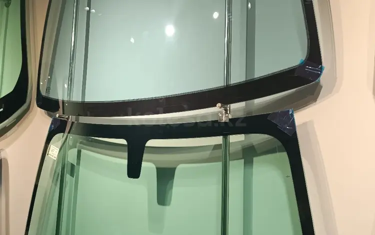 Лобовое стекло оригинал за 1 000 тг. в Алматы