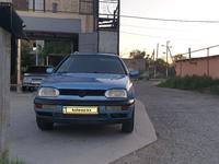 Volkswagen Golf 1994 годаүшін1 500 000 тг. в Туркестан