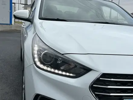 Hyundai Accent 2018 года за 6 800 000 тг. в Шымкент – фото 2