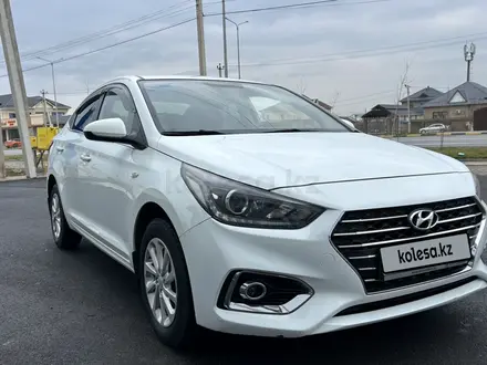 Hyundai Accent 2018 года за 6 800 000 тг. в Шымкент – фото 3