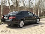 Toyota Camry 2006 года за 7 900 000 тг. в Туркестан – фото 4