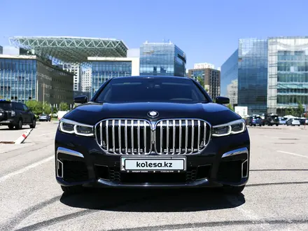 BMW 740 2020 года за 53 000 000 тг. в Алматы