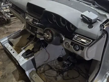 TitanAuto Mercedes E200 W212 рест овкат на разбор за 500 000 тг. в Астана – фото 6