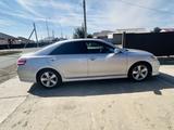 Toyota Camry 2011 года за 4 500 000 тг. в Атырау – фото 3