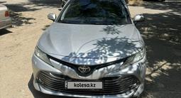 Toyota Camry 2018 года за 13 000 000 тг. в Алматы