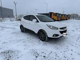 Hyundai Tucson 2014 года за 7 750 000 тг. в Актобе – фото 2