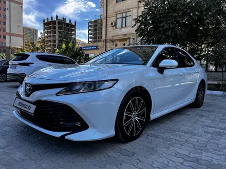 Toyota Camry 2019 года за 14 500 000 тг. в Актау – фото 12