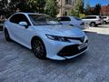 Toyota Camry 2019 года за 14 500 000 тг. в Актау – фото 4