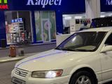Toyota Camry 1997 года за 3 000 000 тг. в Алматы – фото 2