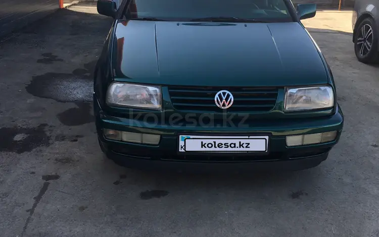 Volkswagen Vento 1997 годаүшін2 200 000 тг. в Актобе