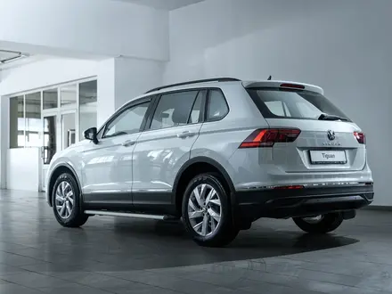 Volkswagen Tiguan Respect (2WD) 2022 года за 18 929 000 тг. в Алматы – фото 2