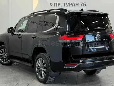 Toyota Land Cruiser Premium 2021 года за 50 000 000 тг. в Астана – фото 2