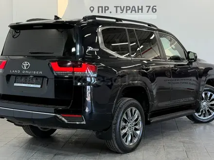 Toyota Land Cruiser Premium 2021 года за 50 000 000 тг. в Астана – фото 19