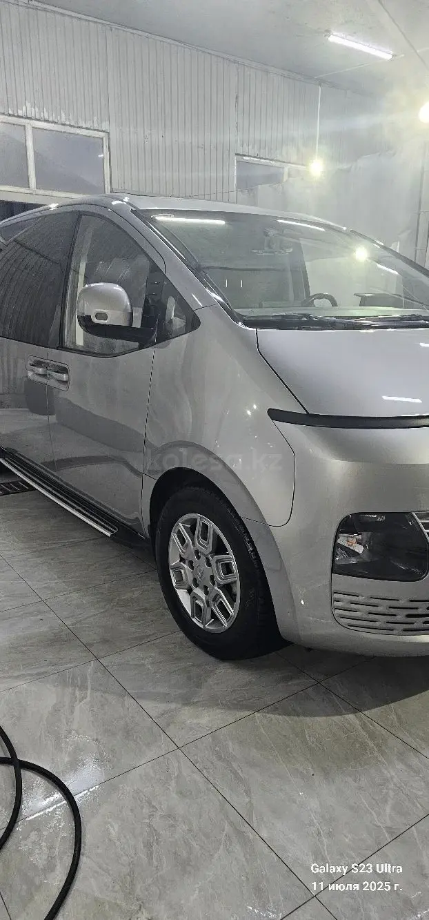 Hyundai Staria, 2021