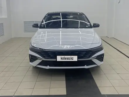 Hyundai Elantra 2023 года за 11 100 000 тг. в Алматы