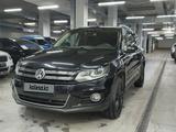 Volkswagen Tiguan 2012 годаүшін6 200 000 тг. в Астана – фото 3