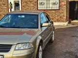 Volkswagen Passat 2003 года за 2 350 000 тг. в Караганда – фото 3