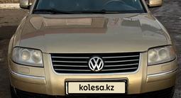 Volkswagen Passat 2003 годаүшін2 350 000 тг. в Караганда