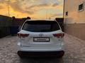 Toyota Highlander 2014 года за 14 900 000 тг. в Астана – фото 16