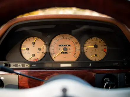 Mercedes-Benz S 560 1984 года за 60 000 000 тг. в Алматы – фото 53