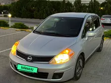 Nissan Versa, 2011