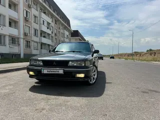 Mitsubishi Galant