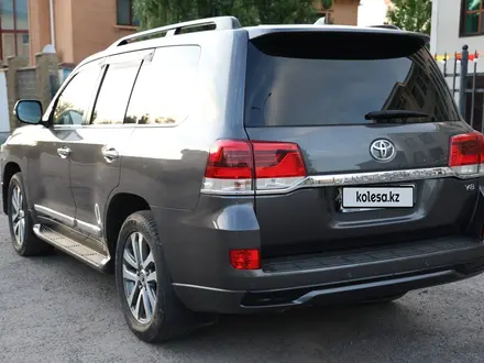 Toyota Land Cruiser 2017 года за 36 000 000 тг. в Астана – фото 11
