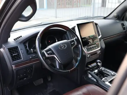 Toyota Land Cruiser 2017 года за 36 000 000 тг. в Астана – фото 14