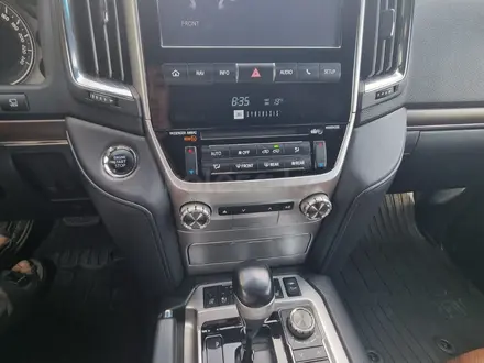 Toyota Land Cruiser 2017 года за 36 000 000 тг. в Астана – фото 15