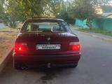 BMW 318 1998 года за 1 400 000 тг. в Алматы – фото 2