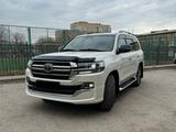 Toyota Land Cruiser 2019 года за 47 000 000 тг. в Караганда