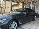 BMW 740 2016 года за 21 150 000 тг. в Шымкент – фото 2