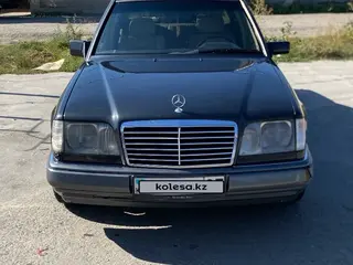 Mercedes-Benz E 280