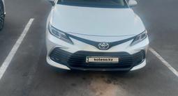 Toyota Camry 2022 года за 12 500 000 тг. в Астана