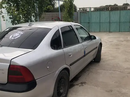 Opel Vectra 1997 года за 800 000 тг. в Шымкент – фото 6