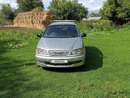 Toyota Ipsum 1998 года за 3 540 946 тг. в Урджар – фото 2